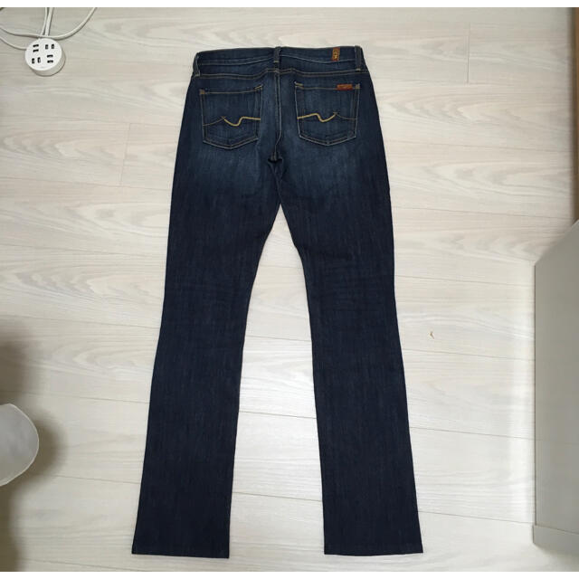 7 for all mankind(セブンフォーオールマンカインド)のねねね様専用【美品】Seven ストレートデニム　25インチ レディースのパンツ(デニム/ジーンズ)の商品写真