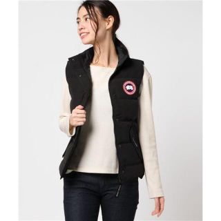 カナダグース(CANADA GOOSE)のカナダグース　CANADA GOOSE FREESTYLE VEST黒(ダウンベスト)