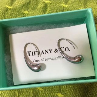 ティファニー(Tiffany & Co.)のティファニー　ドロップ型ピアス(ピアス)