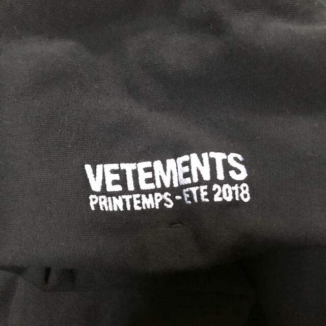 Balenciaga(バレンシアガ)のGD様専用　vetements パーカー メンズのトップス(パーカー)の商品写真