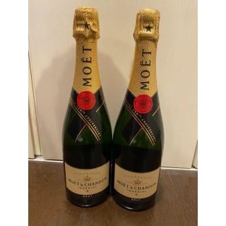 モエエシャンドン(MOËT & CHANDON)の【ryoo6363様専用】モエ  白 750ml 2本セット 新品・未開封(シャンパン/スパークリングワイン)