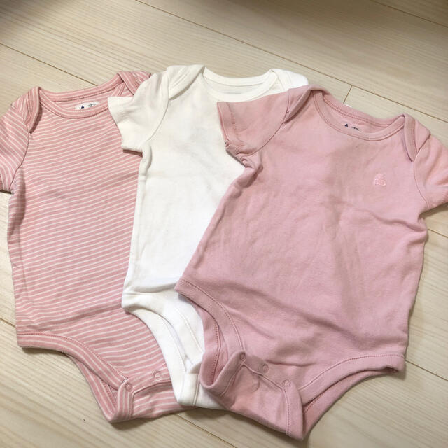 babyGAP(ベビーギャップ)のbabyGap ロンパース　70 ３枚セット キッズ/ベビー/マタニティのベビー服(~85cm)(肌着/下着)の商品写真