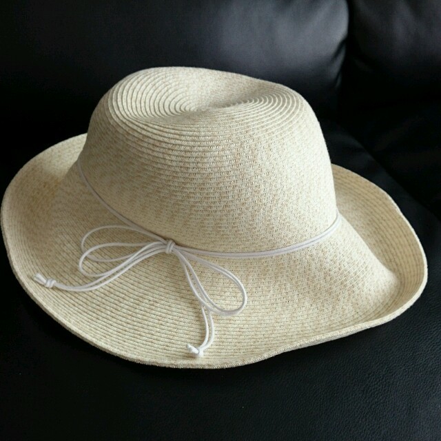 UNIQLO(ユニクロ)のUNIQLO 麦わら帽子 レディースの帽子(麦わら帽子/ストローハット)の商品写真