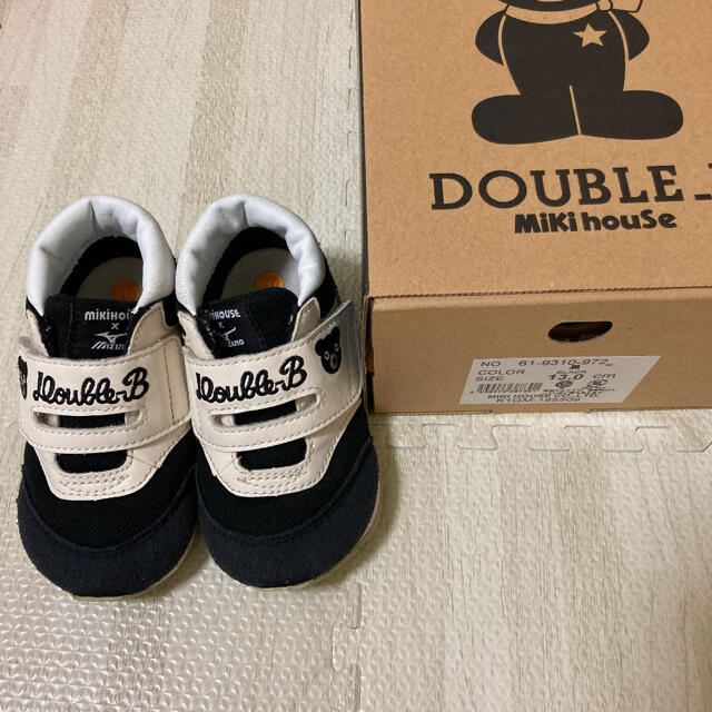 DOUBLE.B(ダブルビー)のり様専用  MIKIHOUSE  スニーカー  MIZUNOコラボ キッズ/ベビー/マタニティのベビー靴/シューズ(~14cm)(スニーカー)の商品写真