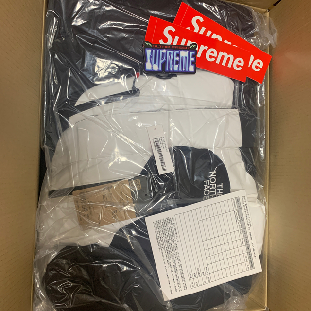 Supreme(シュプリーム)のSupreme The North Face Himalayan Parka メンズのジャケット/アウター(ダウンジャケット)の商品写真