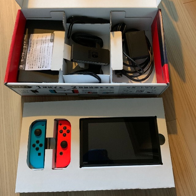 NintendoSwitch 新型 ネオンブルー 品