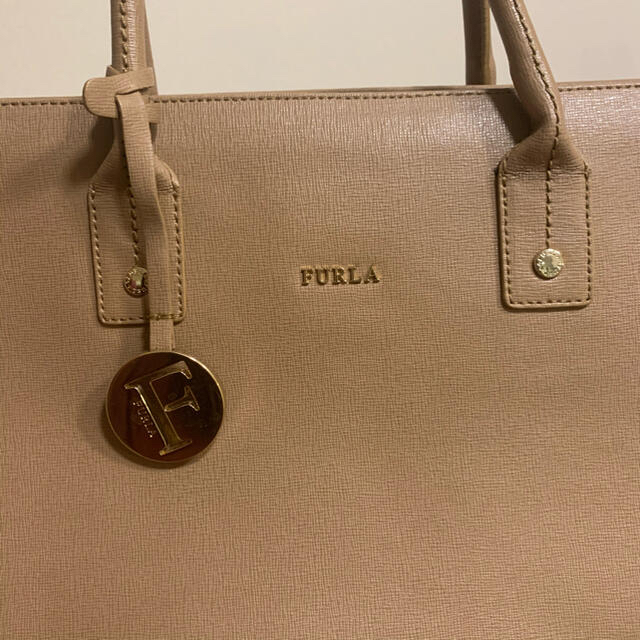 【美品】FURLA トートバッグ 1