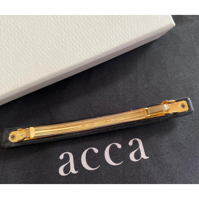 acca(アッカ)のacca   ブリジット　バレッタ　黒　アッカ　定番　人気 レディースのヘアアクセサリー(バレッタ/ヘアクリップ)の商品写真