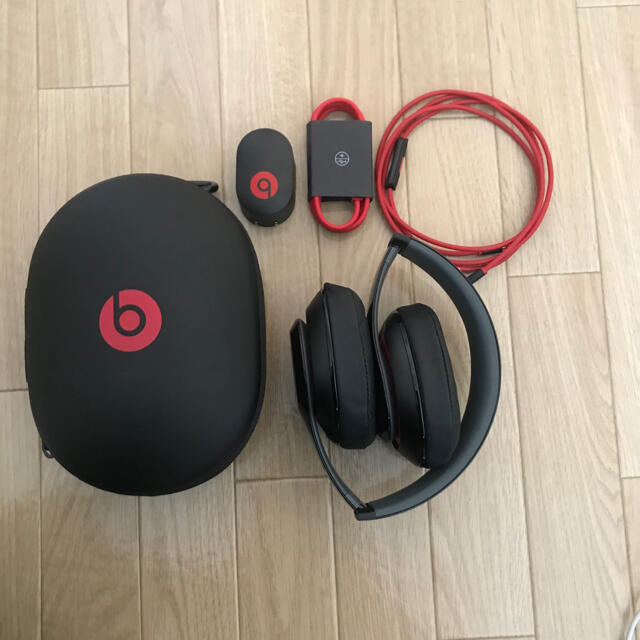 Beats by Dr Dre(ビーツバイドクタードレ)のbeats studiov2ヘッドホン有線タイプ スマホ/家電/カメラのオーディオ機器(ヘッドフォン/イヤフォン)の商品写真