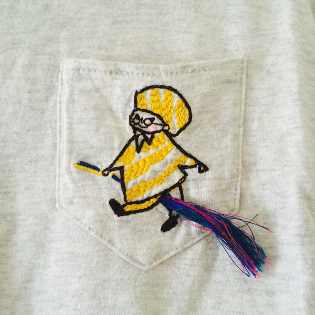 PAR ICI(パーリッシィ)のPAR ICI ポケット刺繍ゆるTシャツ レディースのトップス(Tシャツ(長袖/七分))の商品写真
