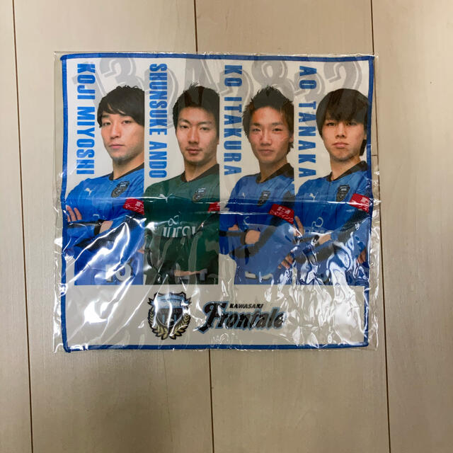 川崎フロンターレ　ハンカチ スポーツ/アウトドアのサッカー/フットサル(記念品/関連グッズ)の商品写真