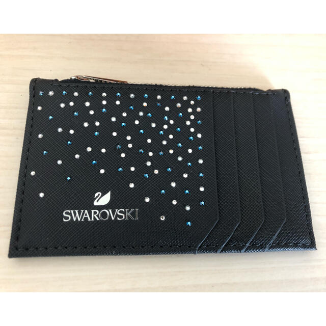 SWAROVSKI(スワロフスキー)のりりさん　専用です❗️SWAROVSKI ♡コインカードホルダー レディースのファッション小物(名刺入れ/定期入れ)の商品写真