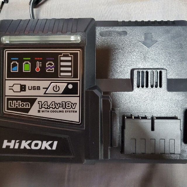 日立(ヒタチ)のハイコーキ HiKOKI 充電器 YC18YDL 新品未使用品 スポーツ/アウトドアの自転車(工具/メンテナンス)の商品写真