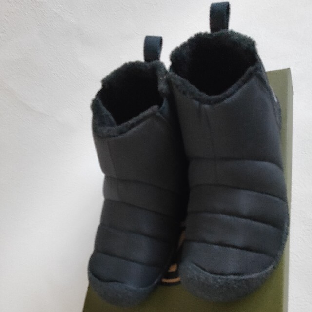 KEEN(キーン)の新品未使用 KEEN ハウザーミッド 23㎝ レディース 黒 ブーツ ブラック レディースの靴/シューズ(ブーツ)の商品写真