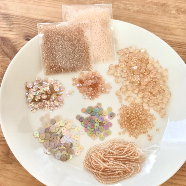 貴和製作所 - 《かなきち様専用》ベージュ系 チェコ スパンコール