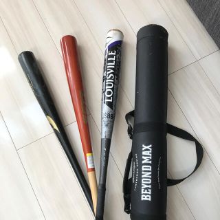 ルイスビルスラッガー(Louisville Slugger)の軟式野球用カーボンバット　軟式木製バット硬式竹バット(バット)