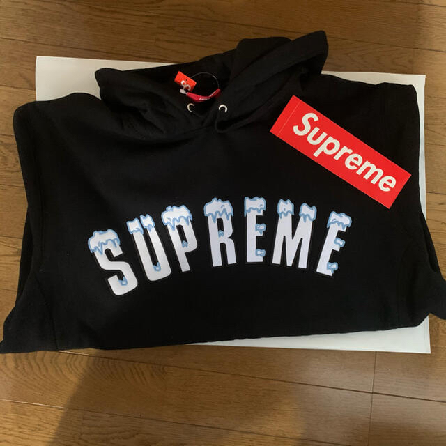 Supreme(シュプリーム)の ともやんこ様専用Supreme パーカー Hooded Sweatshirt  メンズのトップス(パーカー)の商品写真