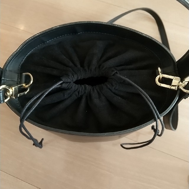 dholic(ディーホリック)のバケツ型 2Wayバッグ 黒 レディースのバッグ(ショルダーバッグ)の商品写真