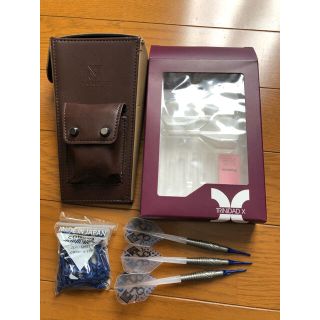 TRiNiDAD X ROBINSON  ケース、ティップ付(ダーツ)