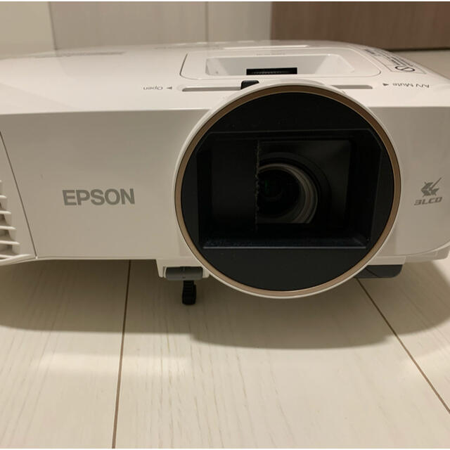 EPSON(エプソン)のEPSON Home Cinema 2150 スマホ/家電/カメラのテレビ/映像機器(プロジェクター)の商品写真