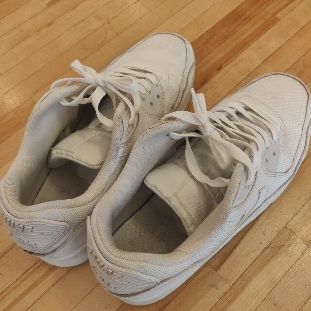 NIKE(ナイキ)のAirmax90 essential white 中古 26.5 メンズの靴/シューズ(スニーカー)の商品写真
