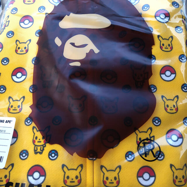 A BATHING APE(アベイシングエイプ)のBAPE X POKEMON FULL ZIP HOODIE XLサイズ メンズのトップス(パーカー)の商品写真