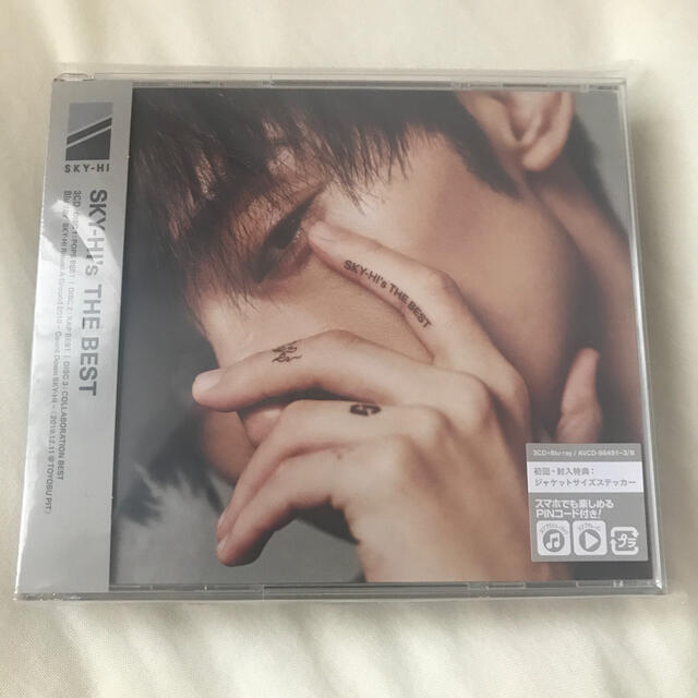CD【新品】SKY-HI's THE BEST LIVE盤/Blu-rayDisc付
