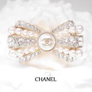 シャネル(CHANEL)の🎀 マカロン様専用ページ・ブローチ🎀(ブローチ/コサージュ)