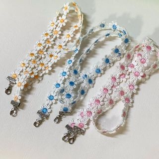 ディーホリック(dholic)のSALE‼️マスクストラップ【一点物】おまけビーズリング付き🌼(その他)