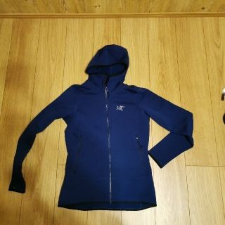 アークテリクス(ARC'TERYX)のDECO様専用　アークテリクス　パーカ　Woman　Sサイズ(その他)