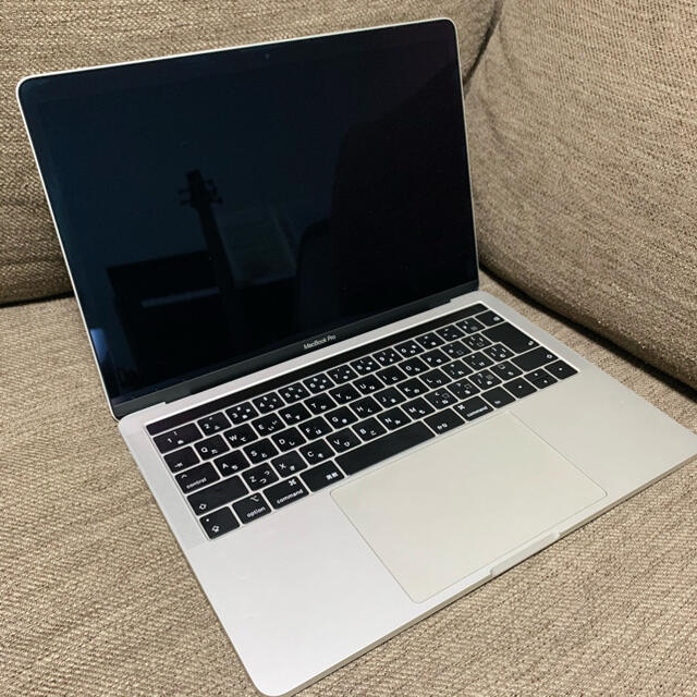 Apple(アップル)のMacBook Pro 256GB シルバー (13-inch,2019) スマホ/家電/カメラのPC/タブレット(ノートPC)の商品写真