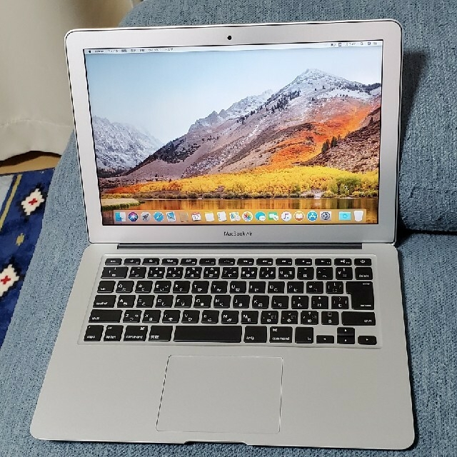 Apple - MacBook Air 2017 13インチモデル MQD32J/A 中古美品