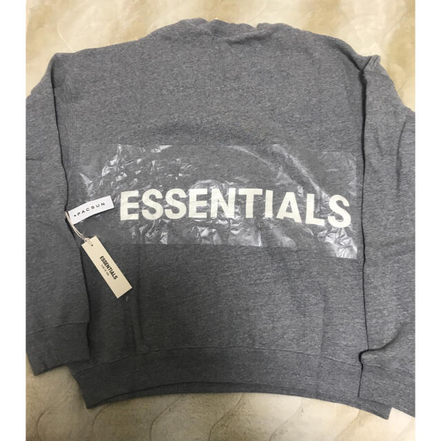 FEAR OF GOD(フィアオブゴッド)のfog essentials スウェット L グレー 新品 エッセンシャルズ  メンズのトップス(スウェット)の商品写真