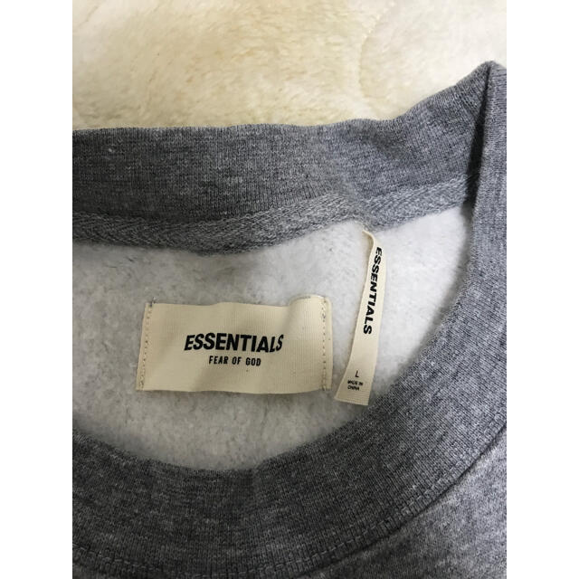 FEAR OF GOD(フィアオブゴッド)のfog essentials スウェット L グレー 新品 エッセンシャルズ  メンズのトップス(スウェット)の商品写真