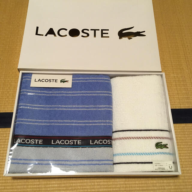 LACOSTE(ラコステ)の内野　ラコステ　バスタオル　スポーツタオル インテリア/住まい/日用品の日用品/生活雑貨/旅行(タオル/バス用品)の商品写真