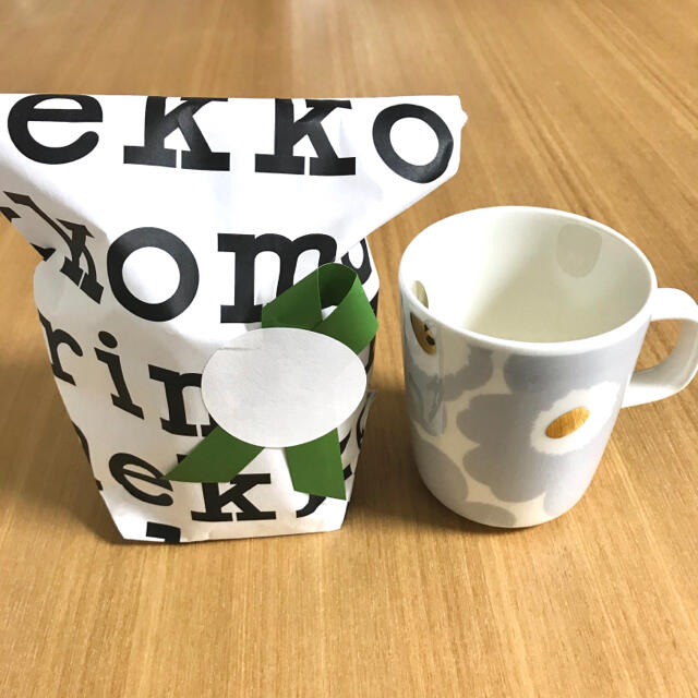 Marimekko 新品 マリメッコ ウニッコ マグカップ ホワイト グレー ゴールドの通販 By Yuki A S Shop マリメッコならラクマ