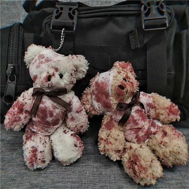 ✨病み可愛い☆✨包帯くまキーホルダー　アイボリー レディースのファッション小物(キーホルダー)の商品写真