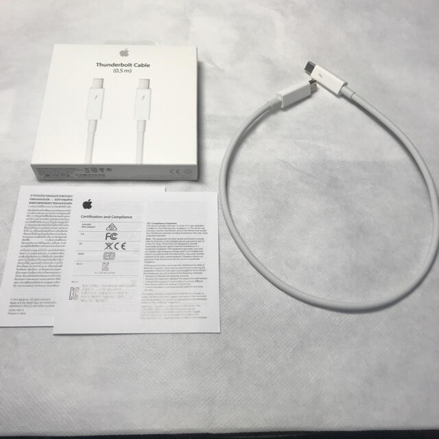 Thunderbolt Cable 0.5m Apple 純正　サンダーボルト | フリマアプリ ラクマ