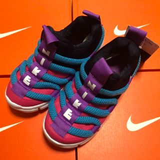 ナイキ(NIKE)のNIKE ナイキ スニーカー ノーヴィス  NOVICE  靴 シューズ　紫(スリッポン)