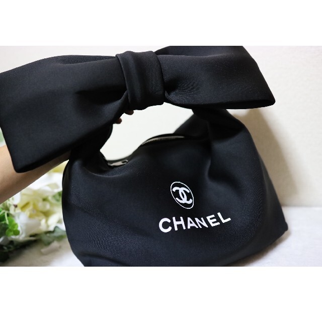 CHANEL(シャネル)のシャネルノベルティ♡ビッグリボンバッグ レディースのバッグ(ハンドバッグ)の商品写真