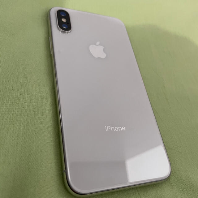 iPhone X Silver 64 GB SIMフリースマートフォン本体