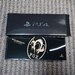 コナミ(KONAMI)のPS4 メタルギアソリッドⅤ カバー(家庭用ゲーム機本体)