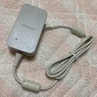 フジツウ(富士通)の携帯充電器　富士通　タイプB(バッテリー/充電器)