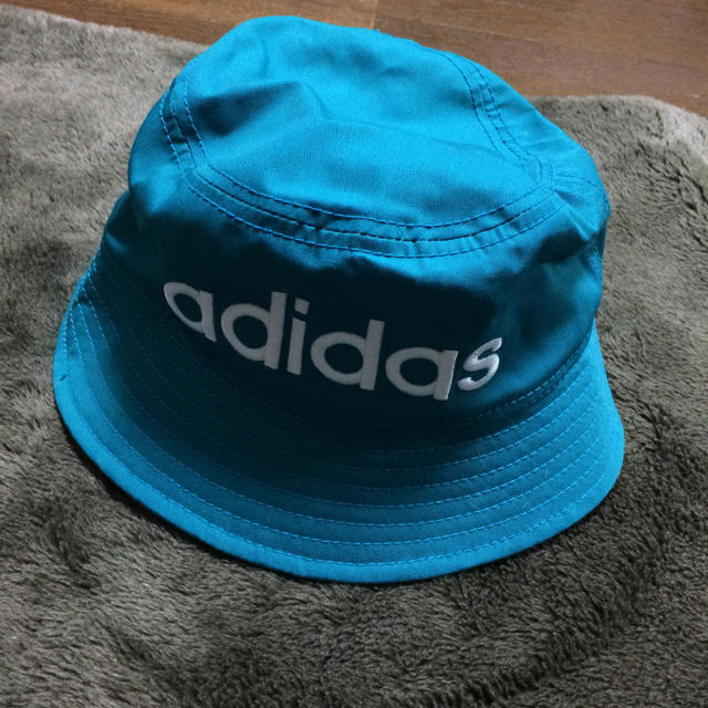 adidas(アディダス)のバケットハット レディースの帽子(その他)の商品写真