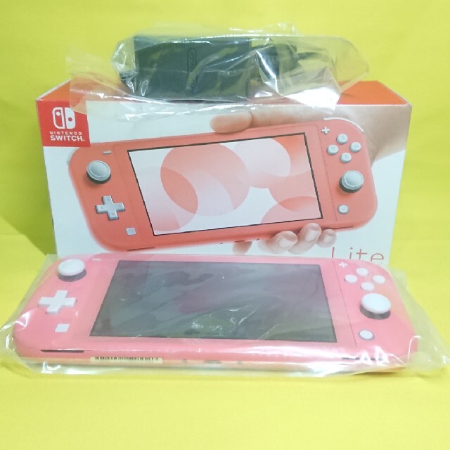 Nintendo Switch(ニンテンドースイッチ)のニンテンドースイッチ ライト ピンク エンタメ/ホビーのゲームソフト/ゲーム機本体(家庭用ゲーム機本体)の商品写真
