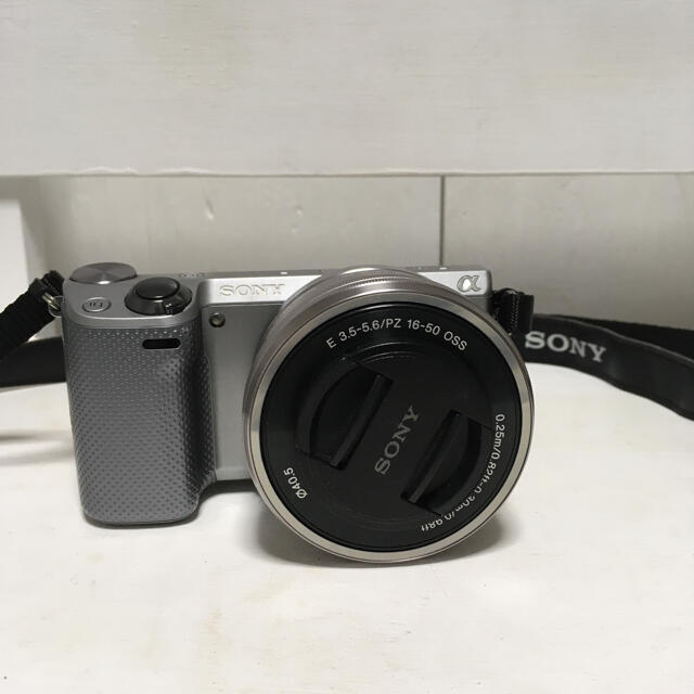 SONY NEX-5T ボディ E 16-50mm  レンズ　ミラーレスミラーレス