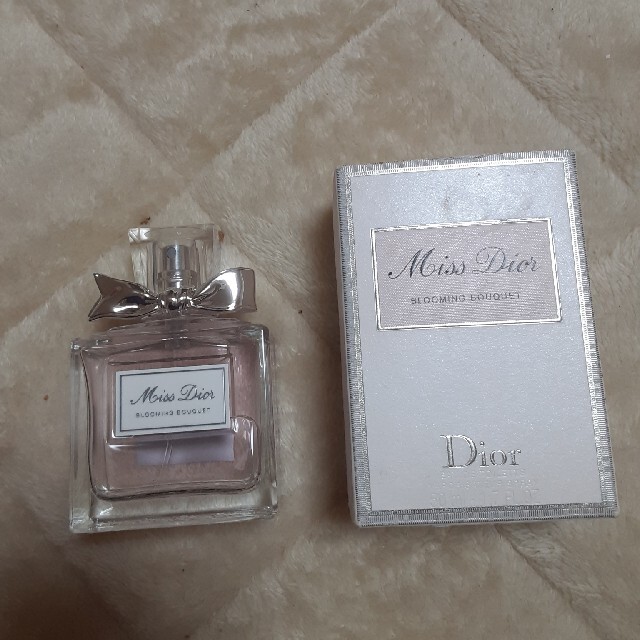 Dior(ディオール)のミスディオール　香水　ブルーミングブーケ 50ml コスメ/美容の香水(香水(女性用))の商品写真