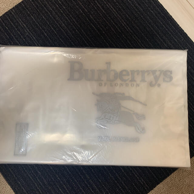 BURBERRY(バーバリー)のバーバリー　ショップ袋　40枚 レディースのバッグ(ショップ袋)の商品写真