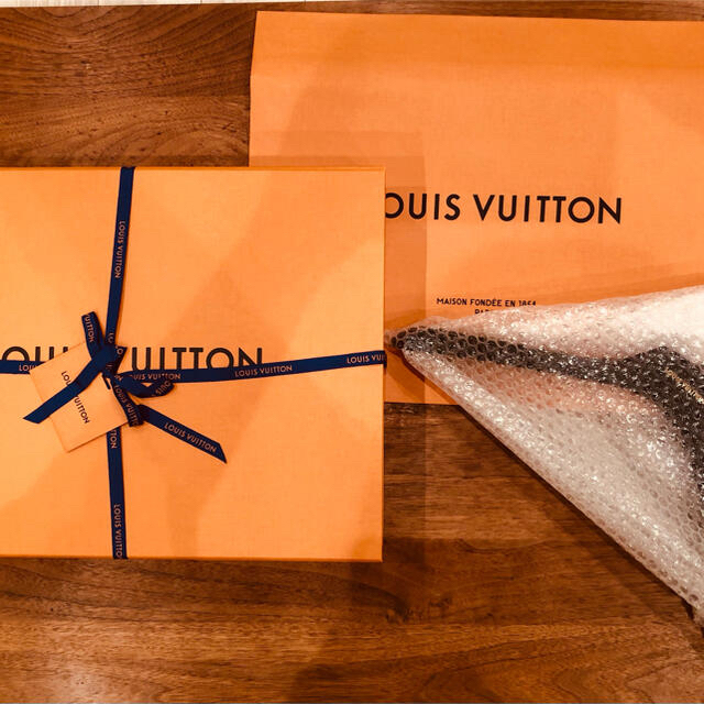 LOUIS VUITTON(ルイヴィトン)のLOUIS VUITTON nigo Ｇジャン 48サイズ メンズのジャケット/アウター(Gジャン/デニムジャケット)の商品写真