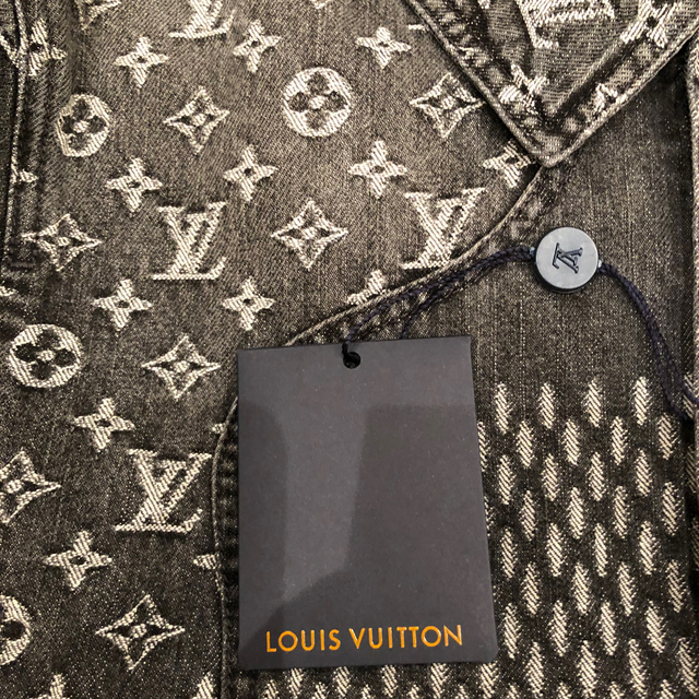 LOUIS VUITTON(ルイヴィトン)のLOUIS VUITTON nigo Ｇジャン 48サイズ メンズのジャケット/アウター(Gジャン/デニムジャケット)の商品写真